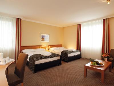 bedroom 1 - hotel leonardo mannheim city center - mannheim, germany