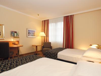 bedroom 2 - hotel leonardo mannheim city center - mannheim, germany