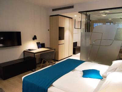 bedroom 2 - hotel radisson blu hotel mannheim - mannheim, germany