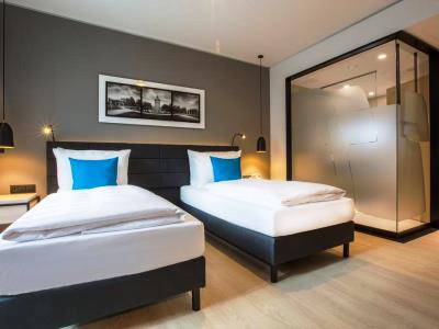 bedroom 5 - hotel radisson blu hotel mannheim - mannheim, germany