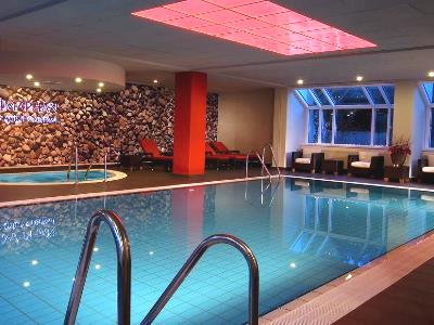 indoor pool 1 - hotel munich marriott - munich, germany