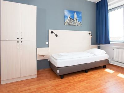 bedroom - hotel a and o munich laim - munich, germany
