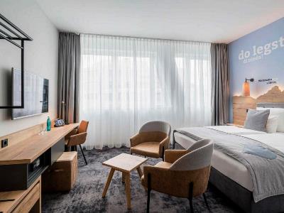 bedroom - hotel best western hotel arabellapark muenchen - munich, germany