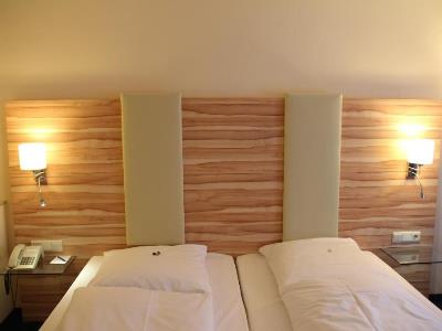 bedroom - hotel daniel - munich, germany