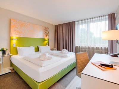 bedroom - hotel congress mercure nuerenberg an der messe - nuremberg, germany