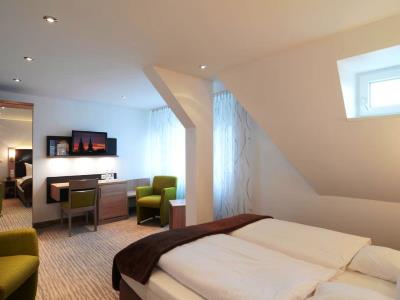 bedroom 12 - hotel ringhotel loews merkur - nuremberg, germany