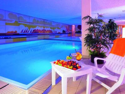 indoor pool - hotel ringhotel loews merkur - nuremberg, germany