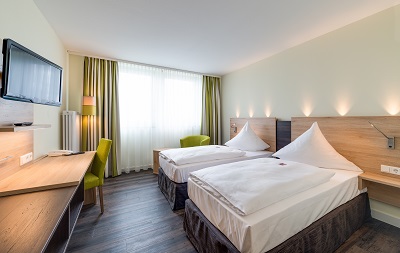 bedroom - hotel novina woehrdersee nuernberg city - nuremberg, germany
