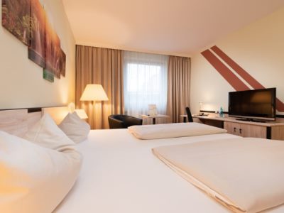 bedroom 2 - hotel novina hotel sudwestpark - nuremberg, germany