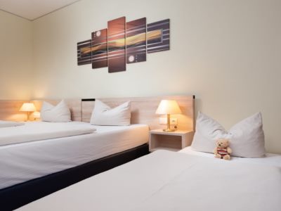 bedroom 3 - hotel novina hotel sudwestpark - nuremberg, germany