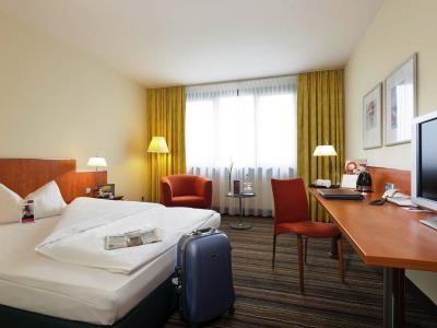 bedroom 4 - hotel mercure am messeplatz offenburg - offenburg, germany