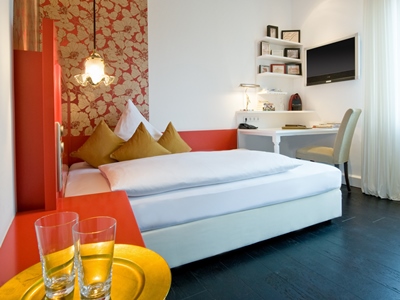bedroom 2 - hotel villa mittermeier - rothenburg, germany