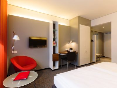 bedroom 2 - hotel vienna house easy by wyndham stuttgart - stuttgart, germany