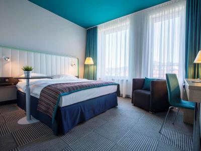 bedroom 1 - hotel park inn by radisson stuttgart - stuttgart, germany