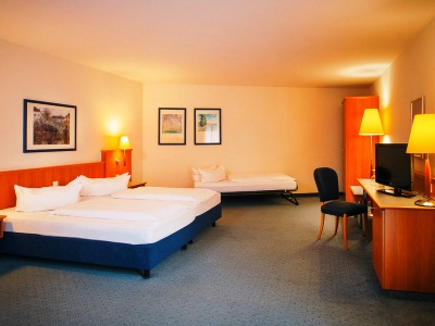 bedroom - hotel vienna house easy by wyndham trier - trier, germany