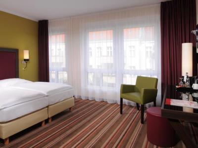 bedroom - hotel leonardo berlin - berlin, germany