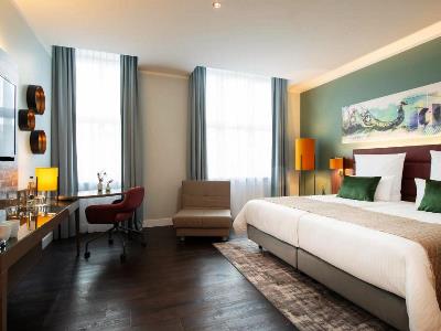 bedroom 2 - hotel leonardo royal berlin alexanderplatz - berlin, germany