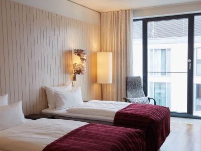 bedroom - hotel scandic berlin potsdamer platz - berlin, germany