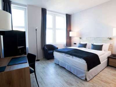 bedroom - hotel catalonia berlin mitte - berlin, germany