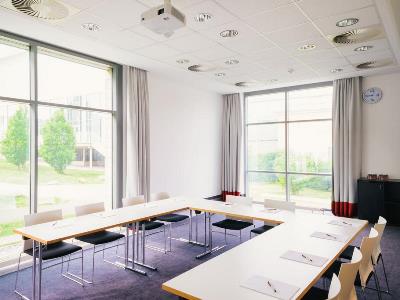 conference room 2 - hotel vienna house easy by wyndham wuppertal - wuppertal, germany