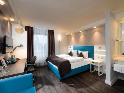 bedroom 2 - hotel best western hotel cologne airport - troisdorf, germany