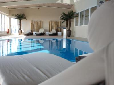 indoor pool - hotel radisson blu cottbus - cottbus, germany