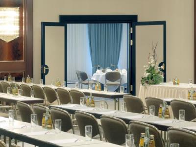conference room - hotel radisson blu cottbus - cottbus, germany