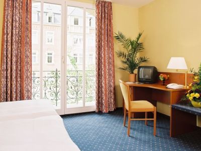 bedroom - hotel amadeus - dresden, germany