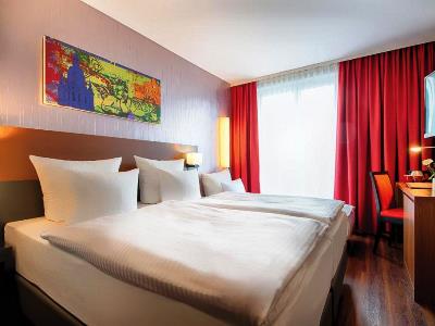 bedroom 1 - hotel leonardo hotel dresden altstadt - dresden, germany