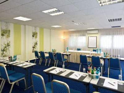 conference room - hotel achat hotel dresden elbufer - dresden, germany