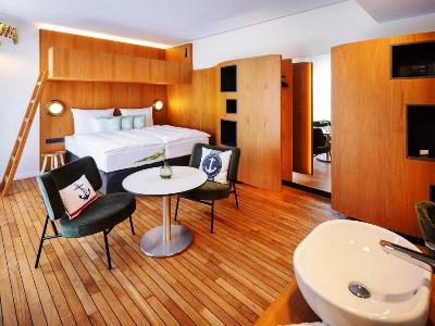 bedroom 5 - hotel arcotel hafencity - dresden, germany