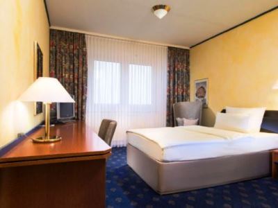 bedroom 1 - hotel best western windorf - leipzig, germany