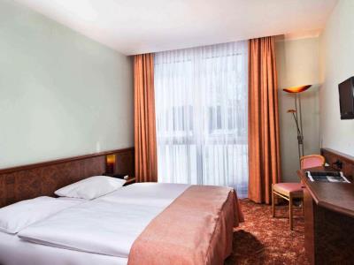 bedroom 4 - hotel days inn dessau - dessau, germany