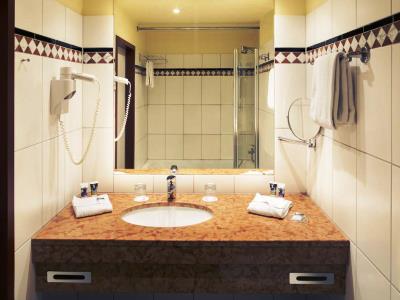 bathroom - hotel mercure riesa dresden elbland - riesa an der elbe, germany