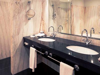 bathroom 1 - hotel mercure riesa dresden elbland - riesa an der elbe, germany