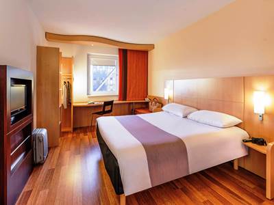 bedroom 1 - hotel adagio access stuttgart airport messe - leinfelden echterdingen, germany