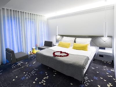 bedroom - hotel l'ermitage - tallinn, estonia