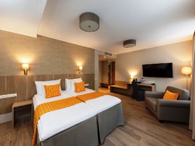 bedroom 1 - hotel kreutzwald - tallinn, estonia