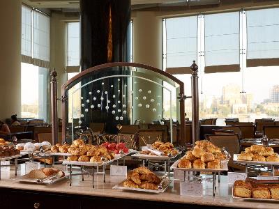 breakfast room - hotel grand nile tower - cairo, egypt