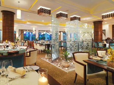 restaurant 1 - hotel helnan dreamland - giza, egypt