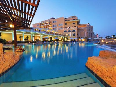outdoor pool - hotel helnan dreamland - giza, egypt