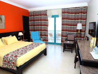 bedroom 1 - hotel sunrise garden beach resort - hurghada, egypt