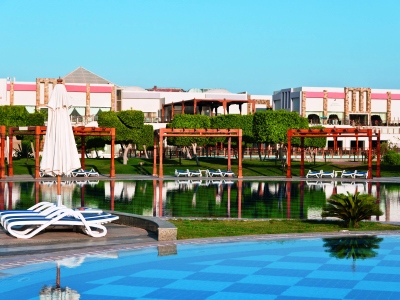 outdoor pool - hotel sunrise crystal bay resort-grand select - hurghada, egypt