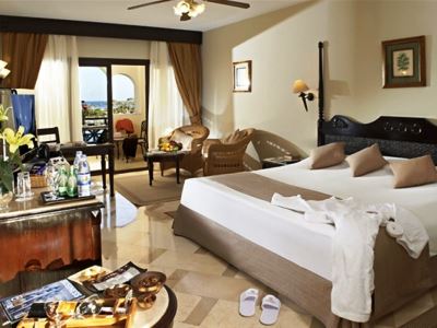 bedroom 1 - hotel steigenberger aldau beach - hurghada, egypt