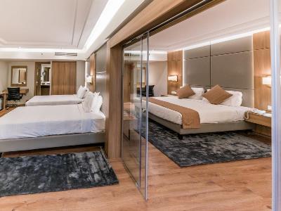 bedroom 2 - hotel steigenberger nile palace - luxor, egypt