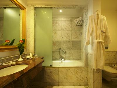bathroom - hotel savoy - sharm el sheikh, egypt
