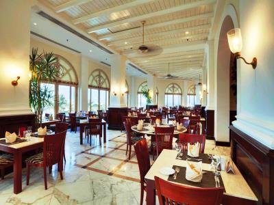 restaurant 3 - hotel savoy - sharm el sheikh, egypt