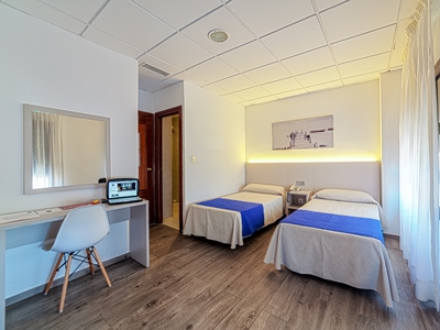 bedroom 3 - hotel la perla - almeria, spain
