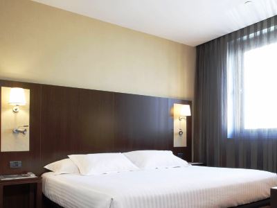bedroom 3 - hotel ac hotel barcelona forum - barcelona, spain
