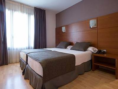 bedroom 2 - hotel via augusta - barcelona, spain